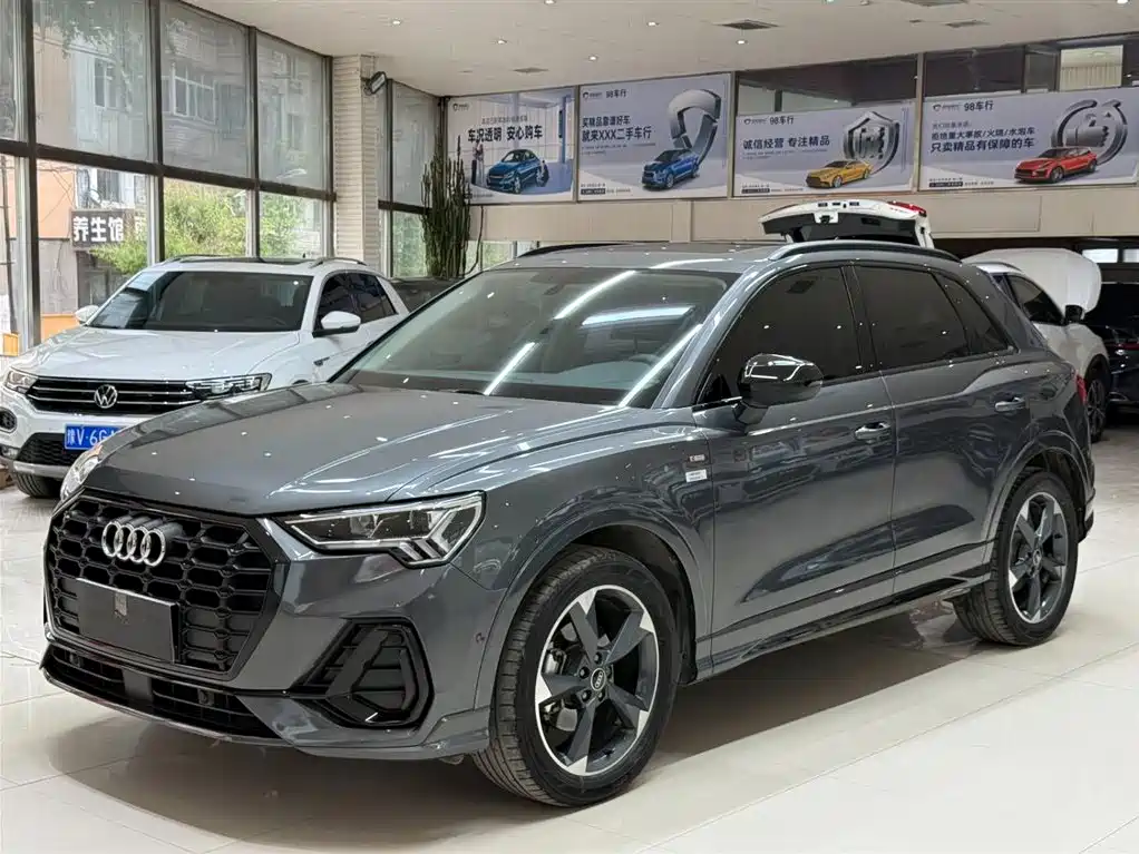 Audi Q3 2023 35 TFSI Fashion Dynamic (1.4T)