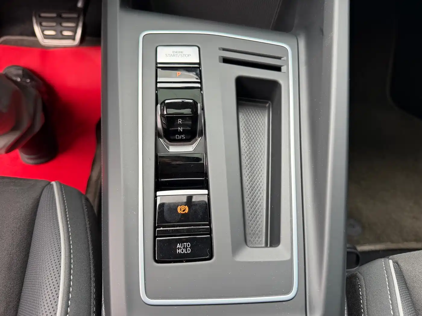 Volkswagen Golf 2023 280TSI DSG R-Line Lite фото 14