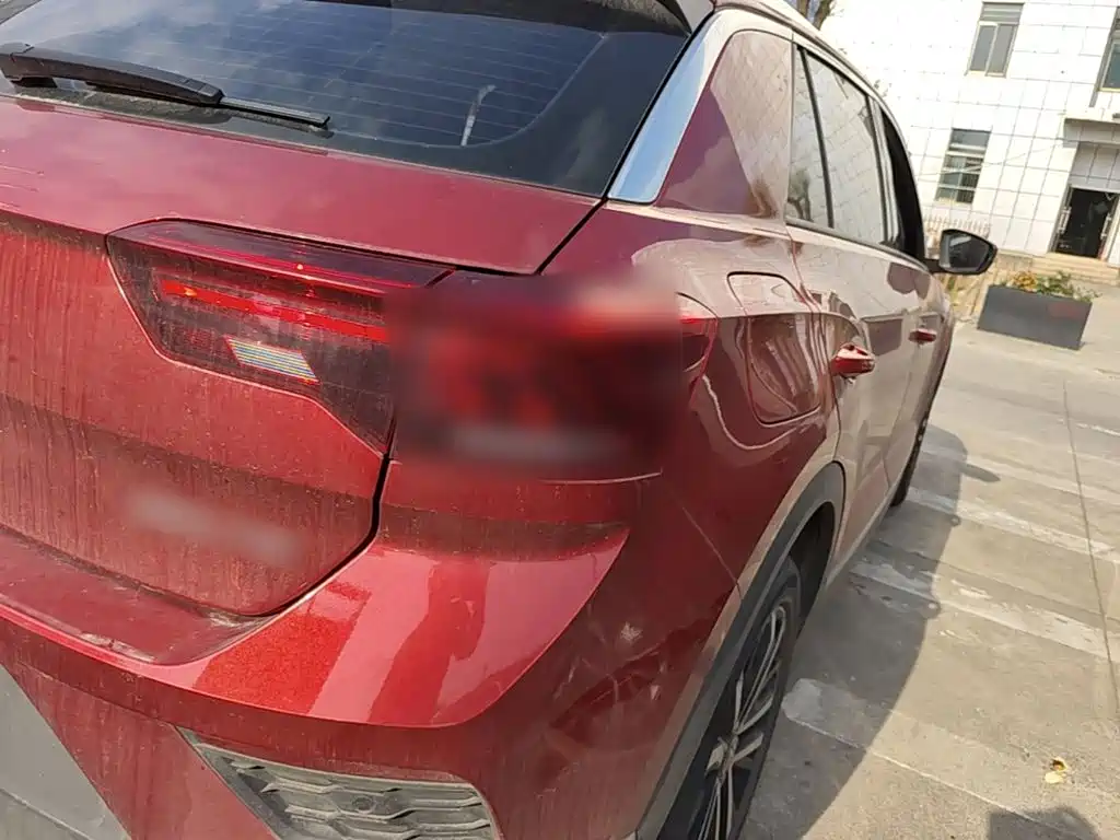 VOLKSWAGEN T-ROC EXPLORING SONGS