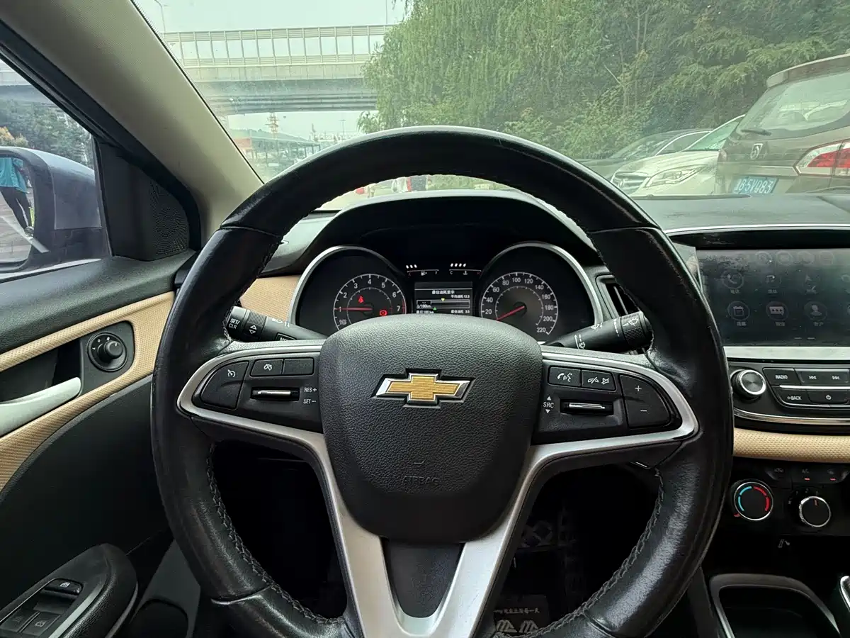 Фото 8 - Chevrolet Monza
