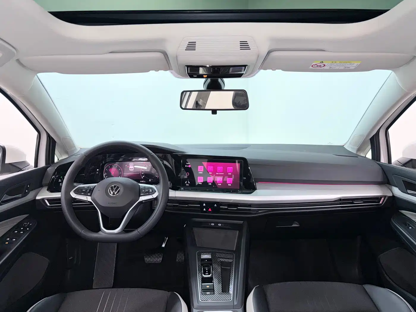 Volkswagen Golf 2021 280TSI DSG Pro фото 11