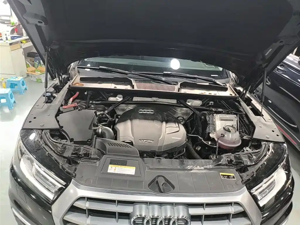 Audi Q5L 2020 40 TFSI Prestige Progressive фото 20