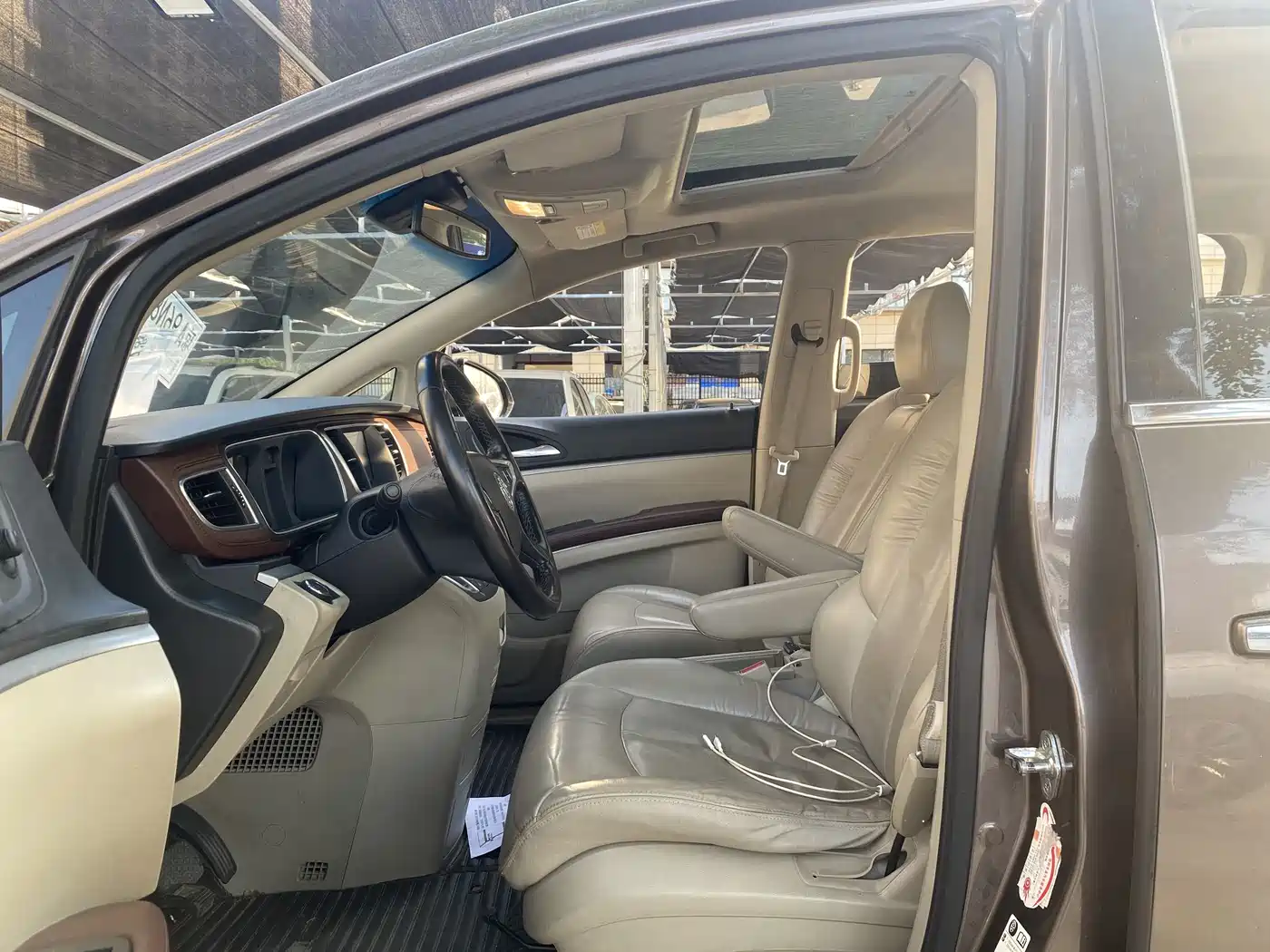 Buick GL8 2017 25S Luxury China V фото 13