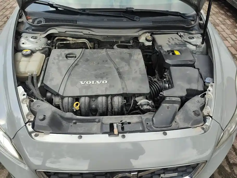 Volvo C30 2012 2011 Model 2.0 R-Design