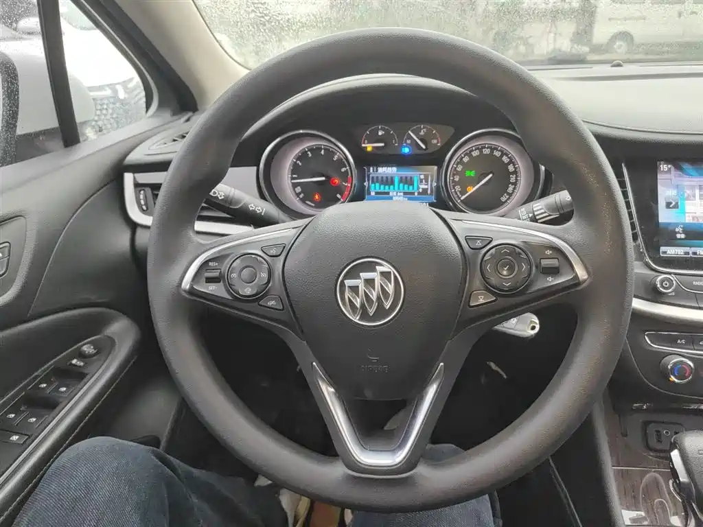 Buick Verano 2019 Sedan 20T Dual Clutch Leading фото 7
