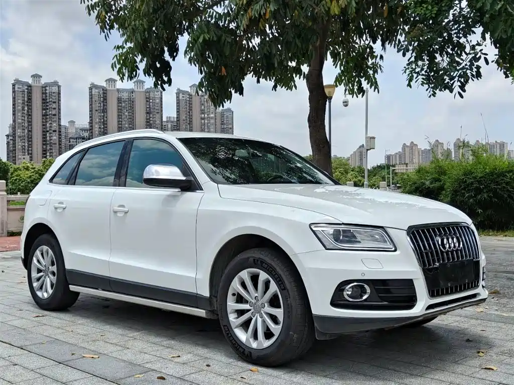 Audi Q5 2013 40 TFSI Technology фото 3