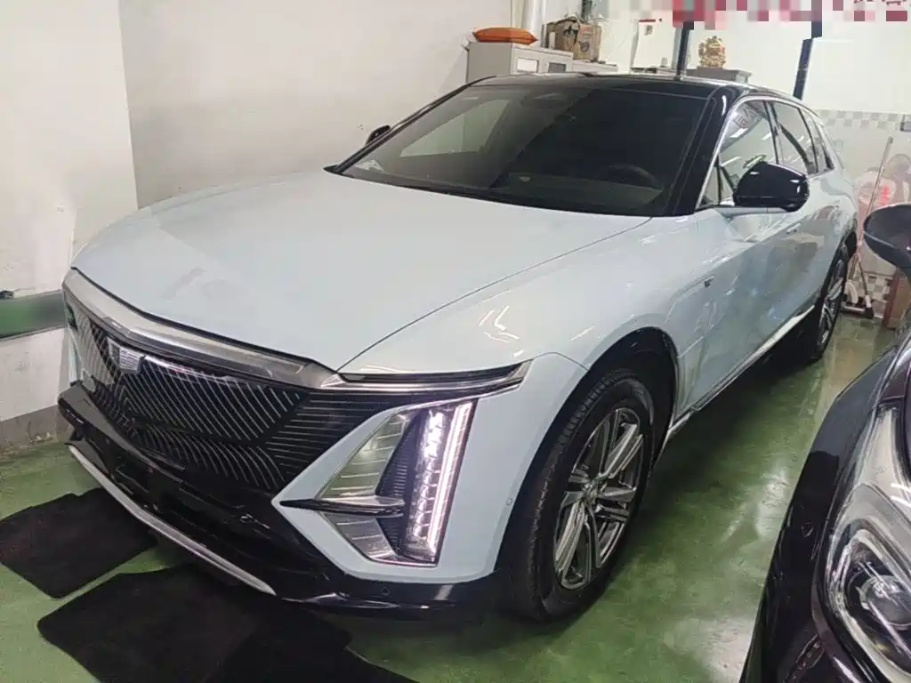 Cadillac IQ Rui Ge 2022 RWD Long Range Luxury Edition