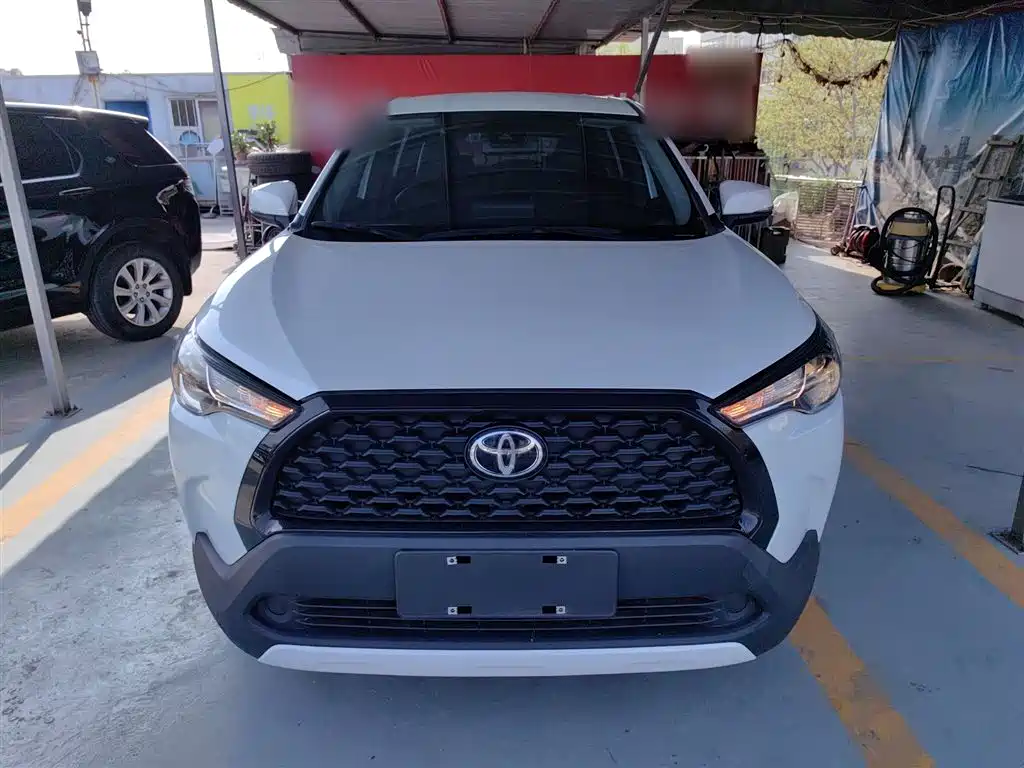 Toyota Corolla Cross 2022 2.0L Pioneer Edition фото 3