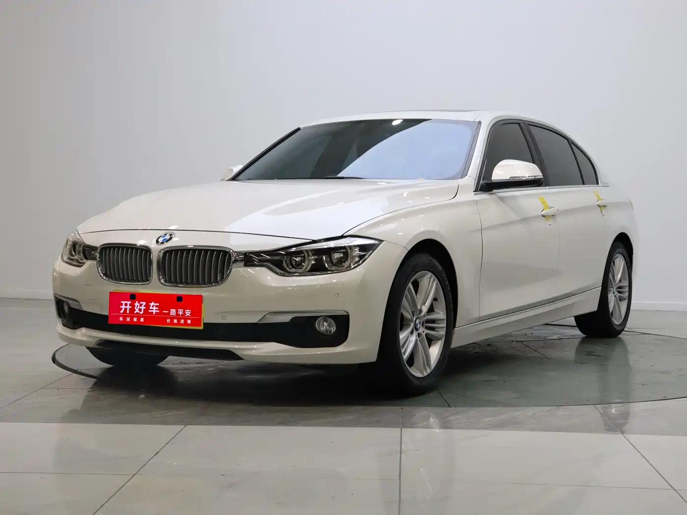 BMW 3 Series 2018 318Li фото 2