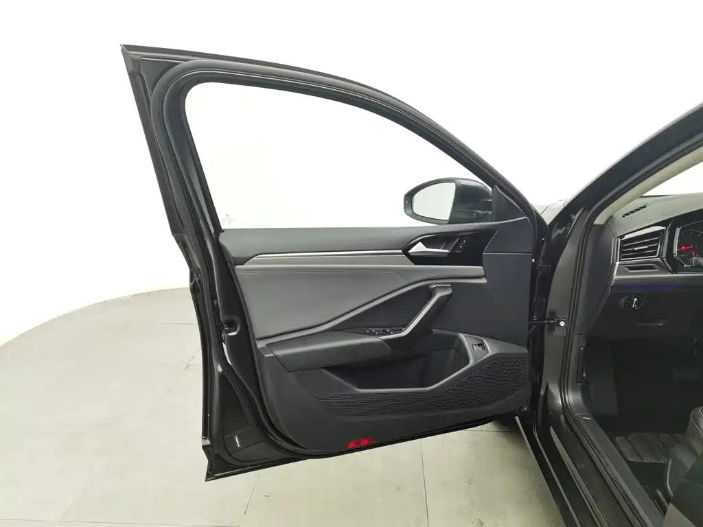 Volkswagen Sagitar, миниатюра 8