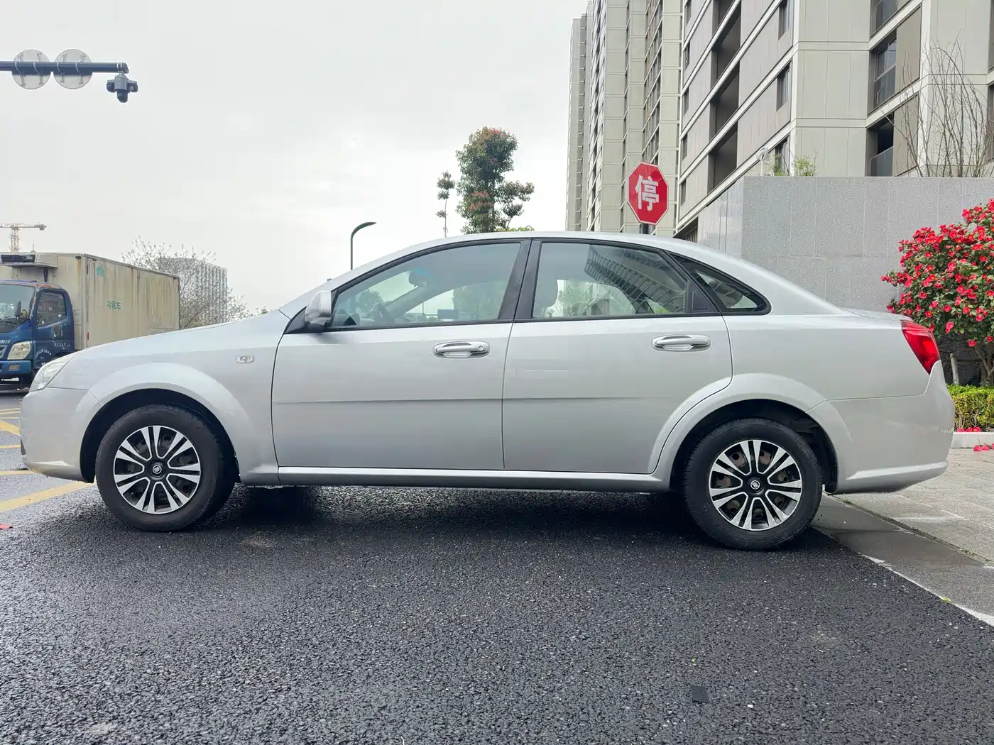 Buick Excelle 2015 1.5L Automatic Classic фото 8