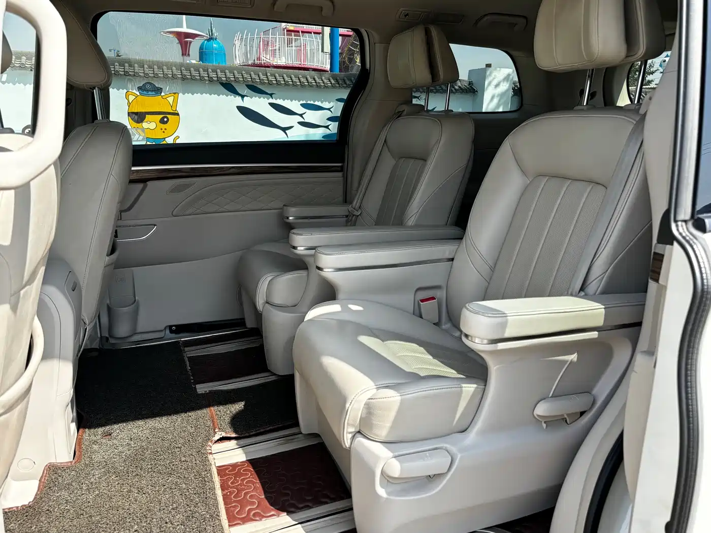 GAC Trumpchi Trumpchi M8 2018 320T Exclusive Edition фото 3