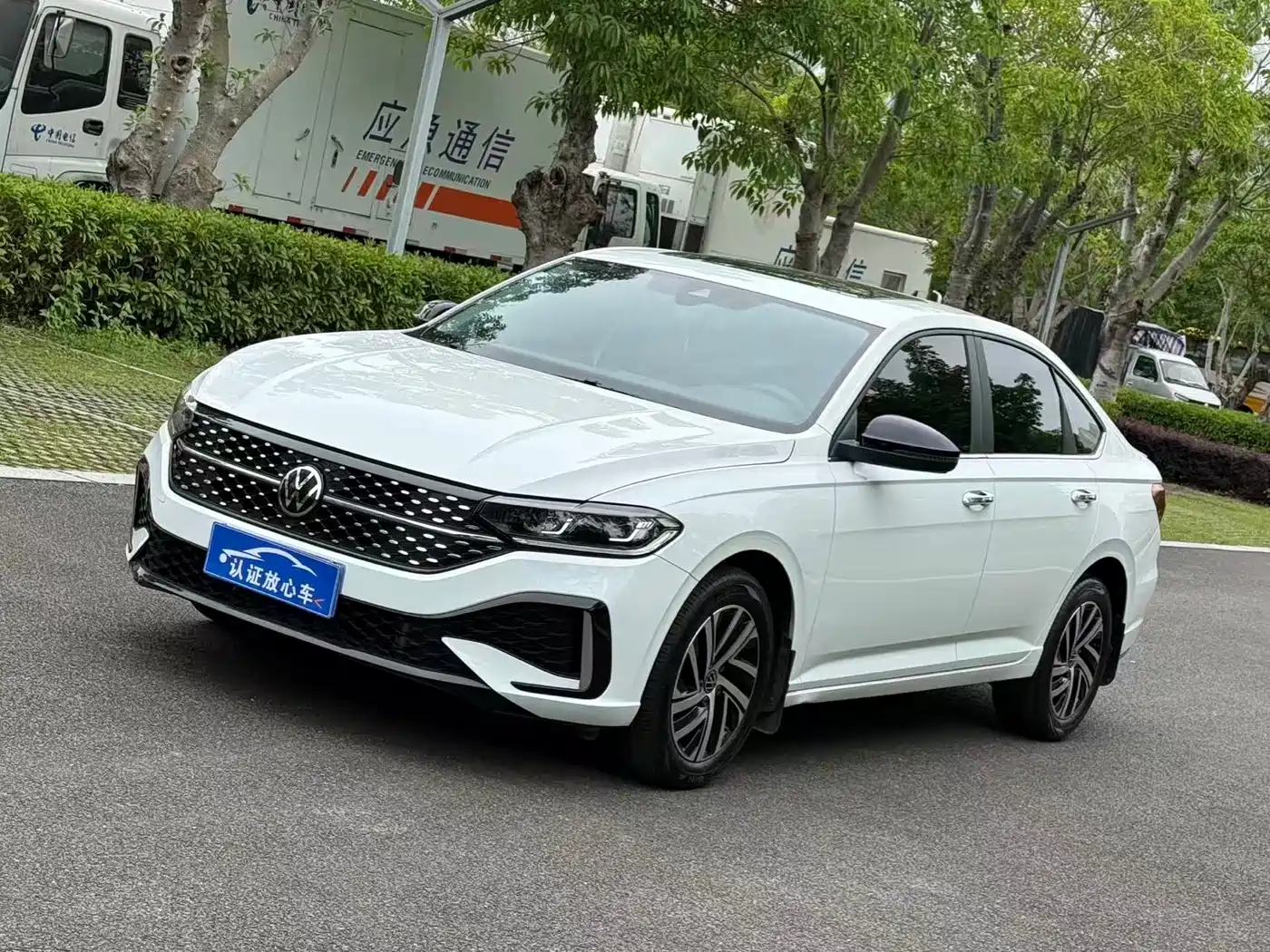 Volkswagen Lavida 2024 Model 300TSI DSG Starlight Full Comfort Edition фото 10