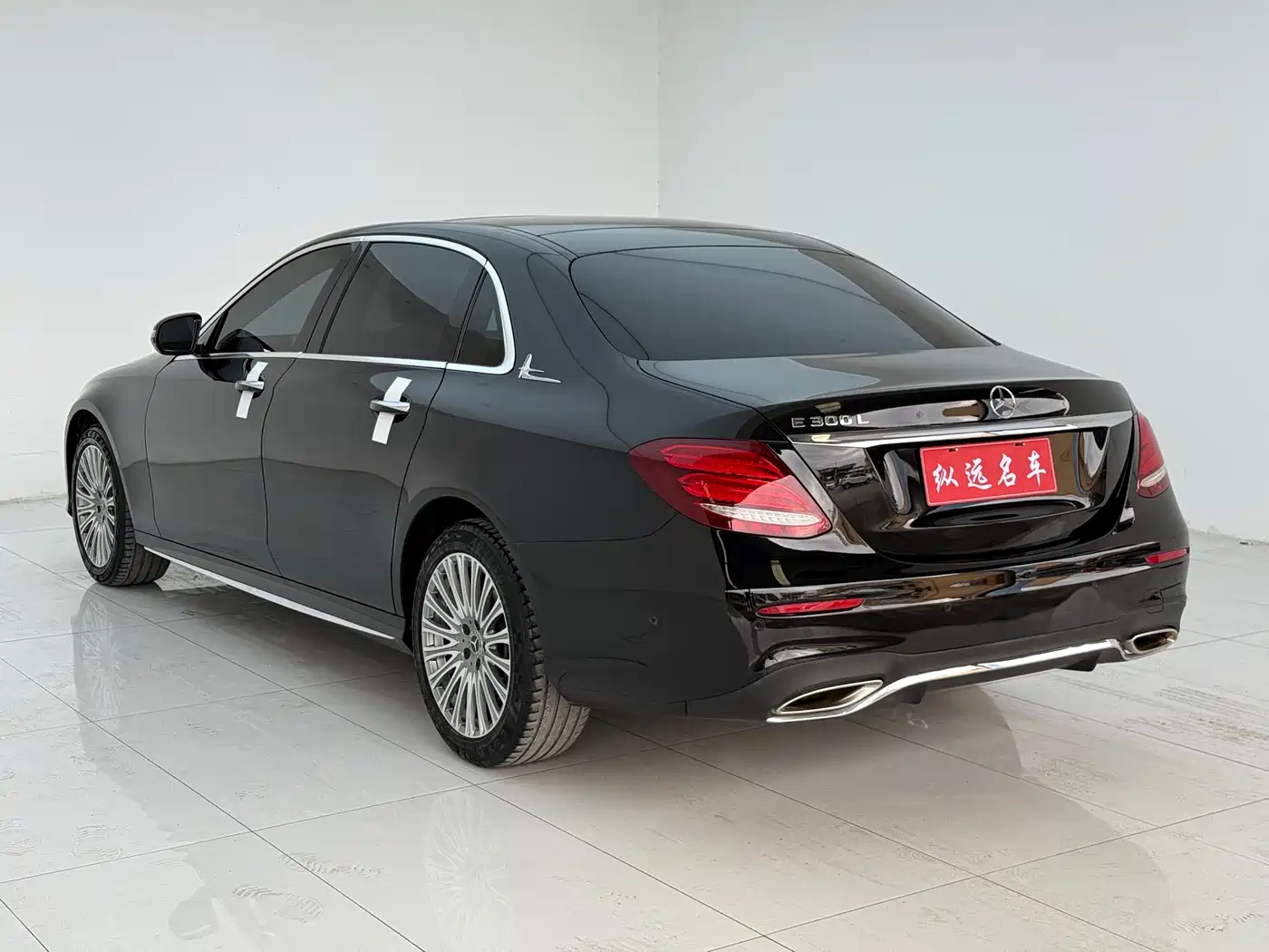 Mercedes-Benz E-Class 2020 E 300 L Fashion фото 20