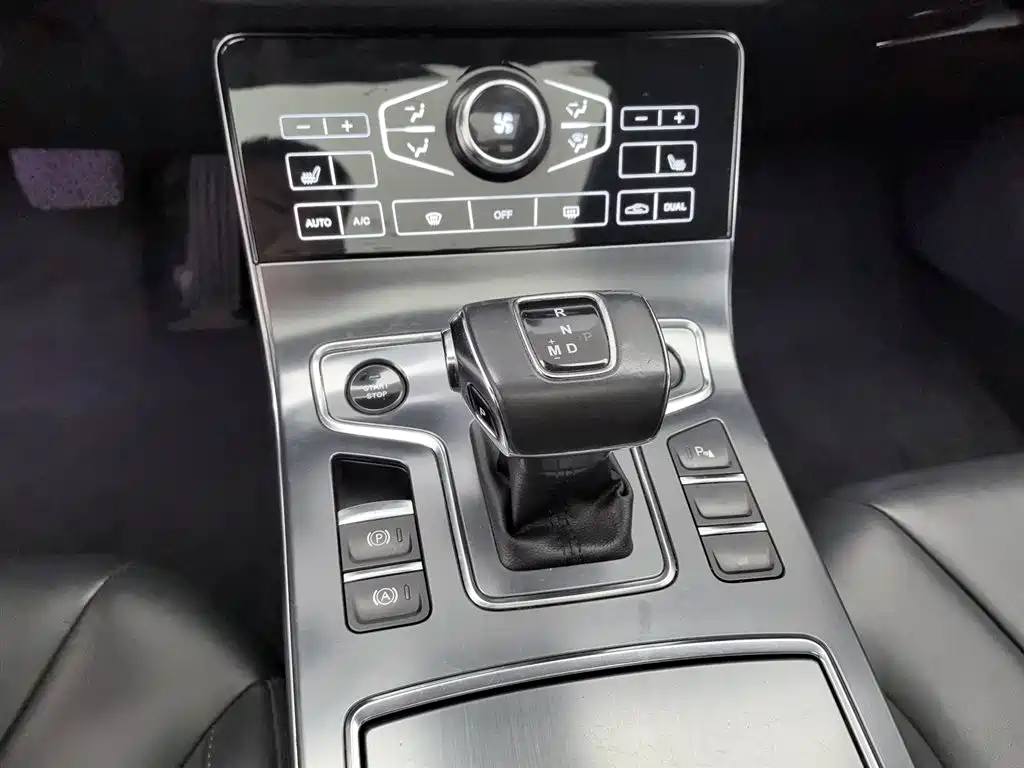 Hongqi H5 2020 1.8T Automatic Smart Connection Qi Enjoy Edition фото 13
