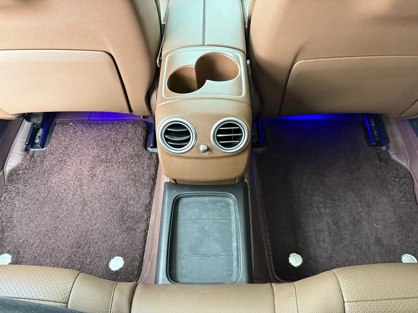 Mercedes-Benz E-Class 2020 E 300 L Fashion фото 12