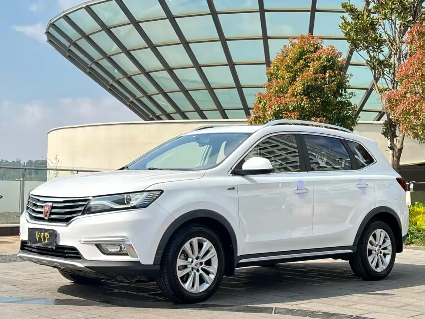 Фото 1 - Roewe RX5