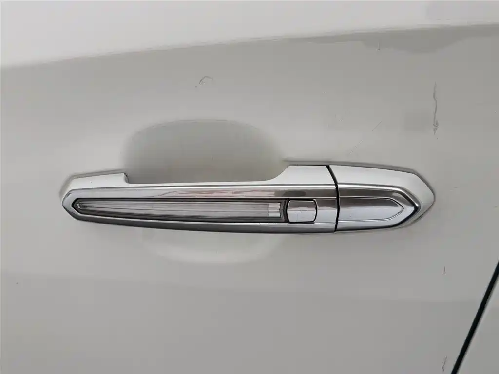 Cadillac XTS 2013 36S Platinum Edition фото 18