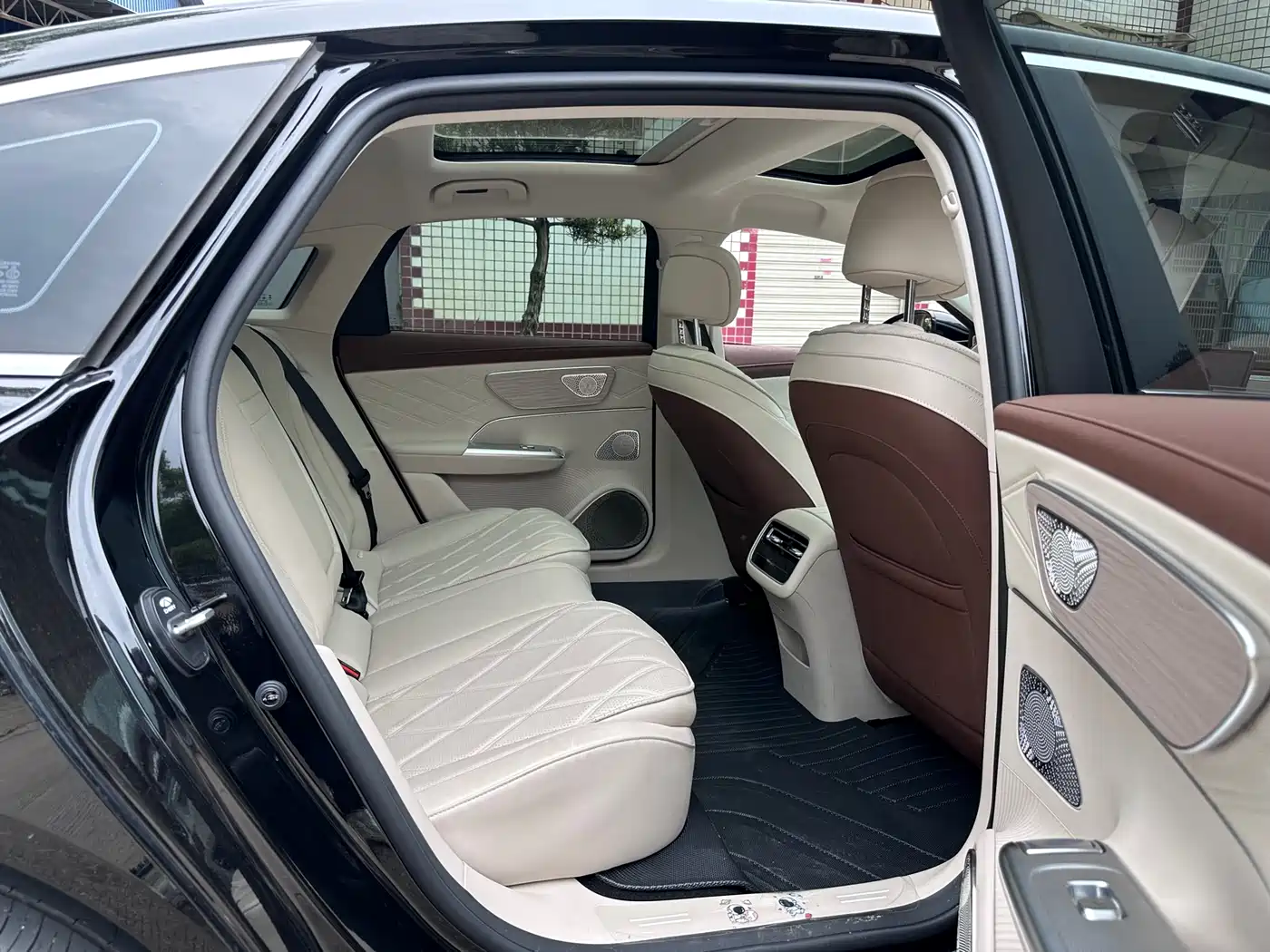 Chery Fengyun Fengyun A9L 2025 260 Ultra Long Range Luxury Edition фото 9