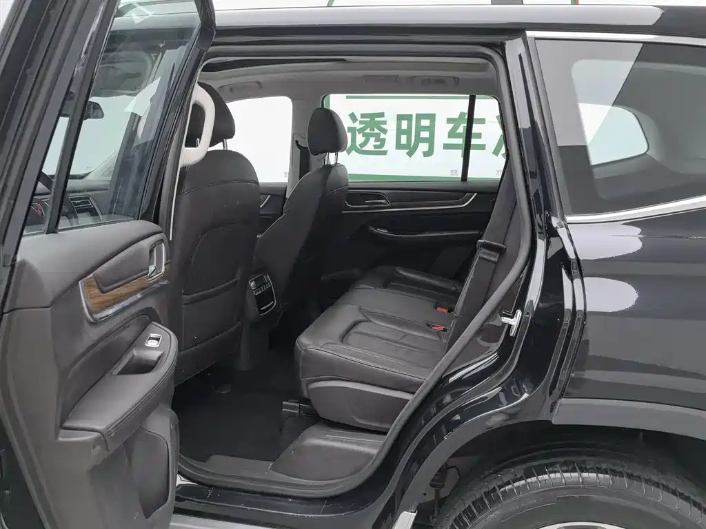 Roewe RX8 2019 30T Intelligent Internet 2WD Flagship Edition фото 15