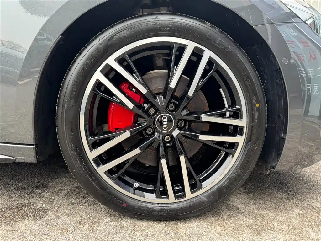 AUDI A5L