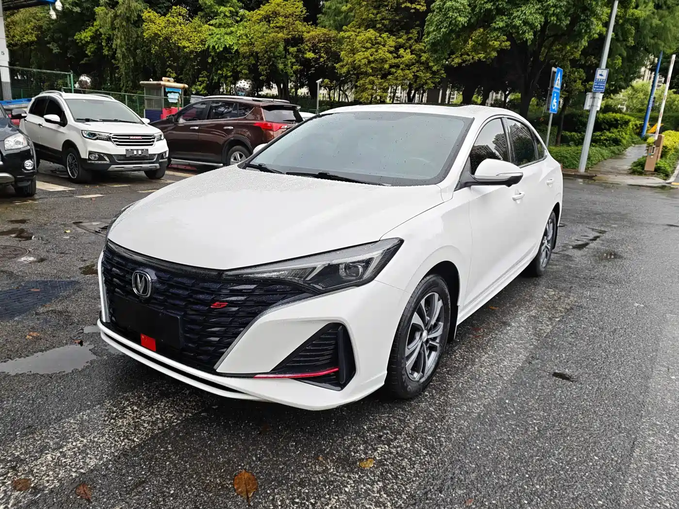 Changan Eado 2022 PLUS Blue Whale NE 1.4T GDI DCT Premium Edition