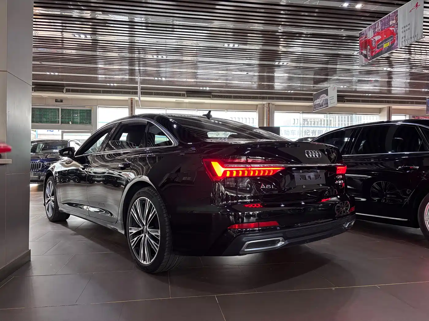 Audi A6L 2021 45 TFSI quattro Exclusive Sport фото 3