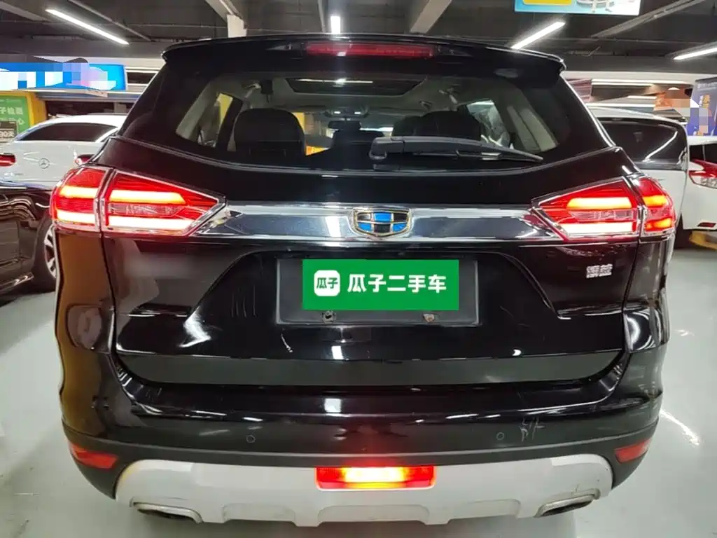 Фото 6 - Geely Boyue