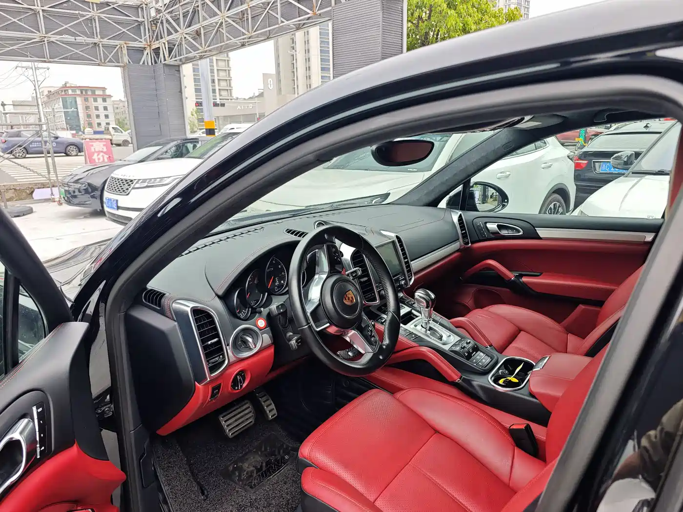 Porsche Cayenne 2016 Cayenne GTS 3.6T фото 7