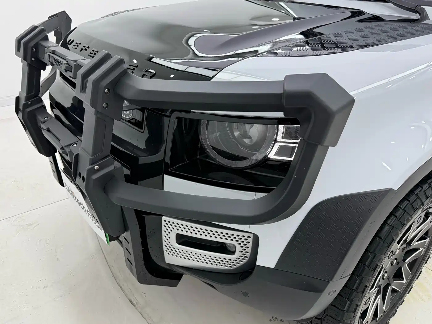 Land Rover Defender NEV 2022 110 P400e фото 24