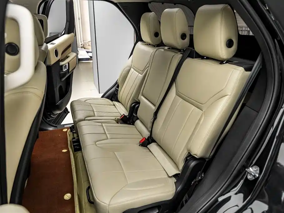 Land Rover Discovery 2019 3.0 SC V6 HSE фото 25