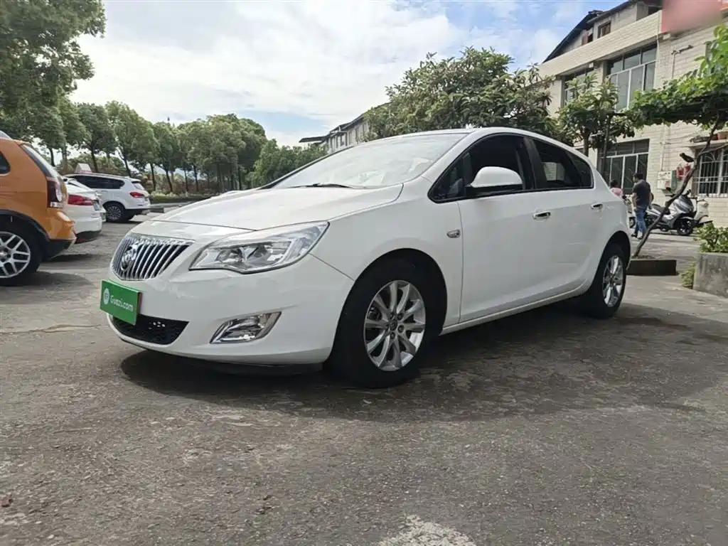 Buick Excelle 2014 XT 1.6L Automatic Fashion фото 2