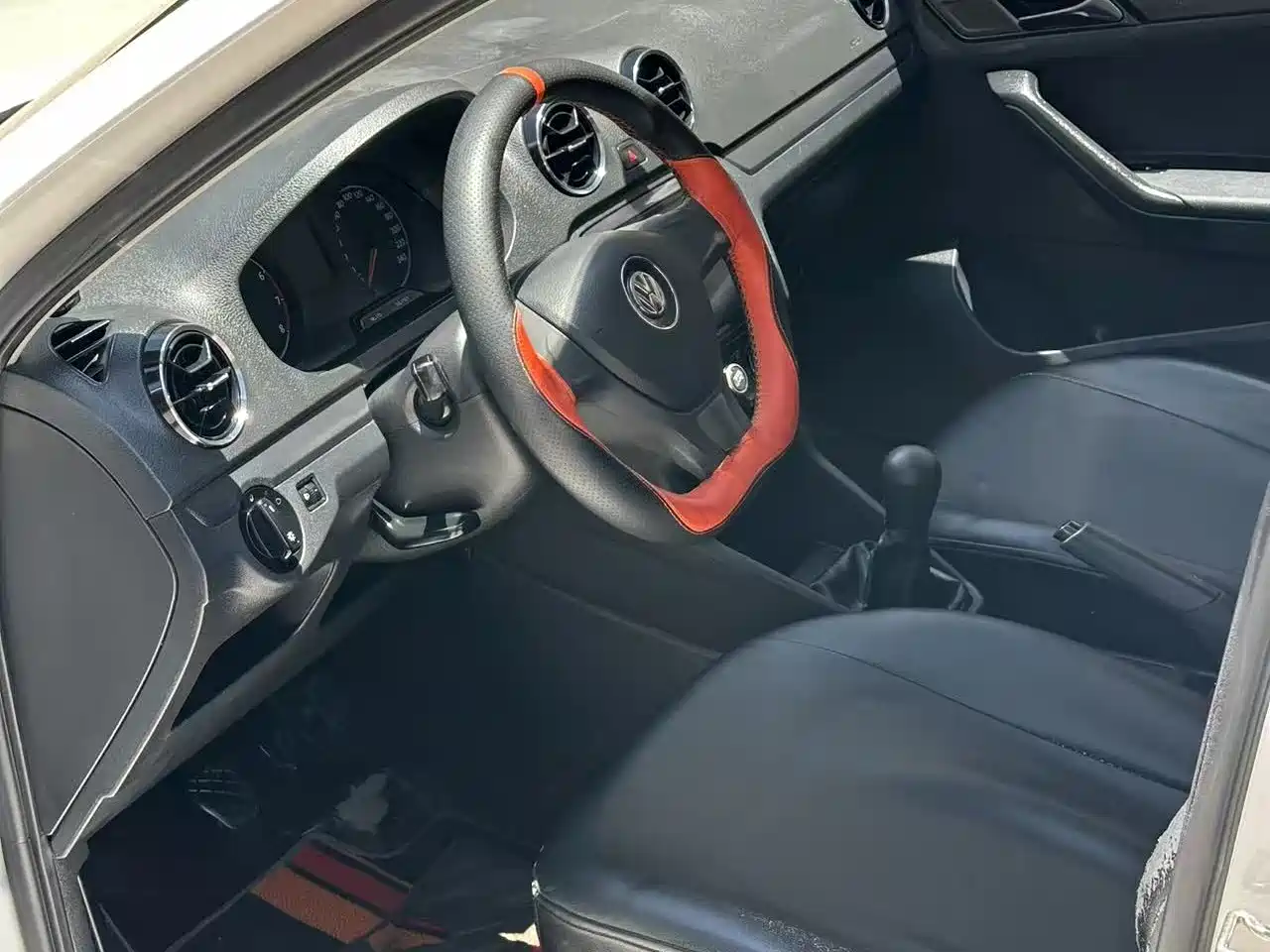 Volkswagen Jetta 2017 1.5L Manual Fashion фото 7