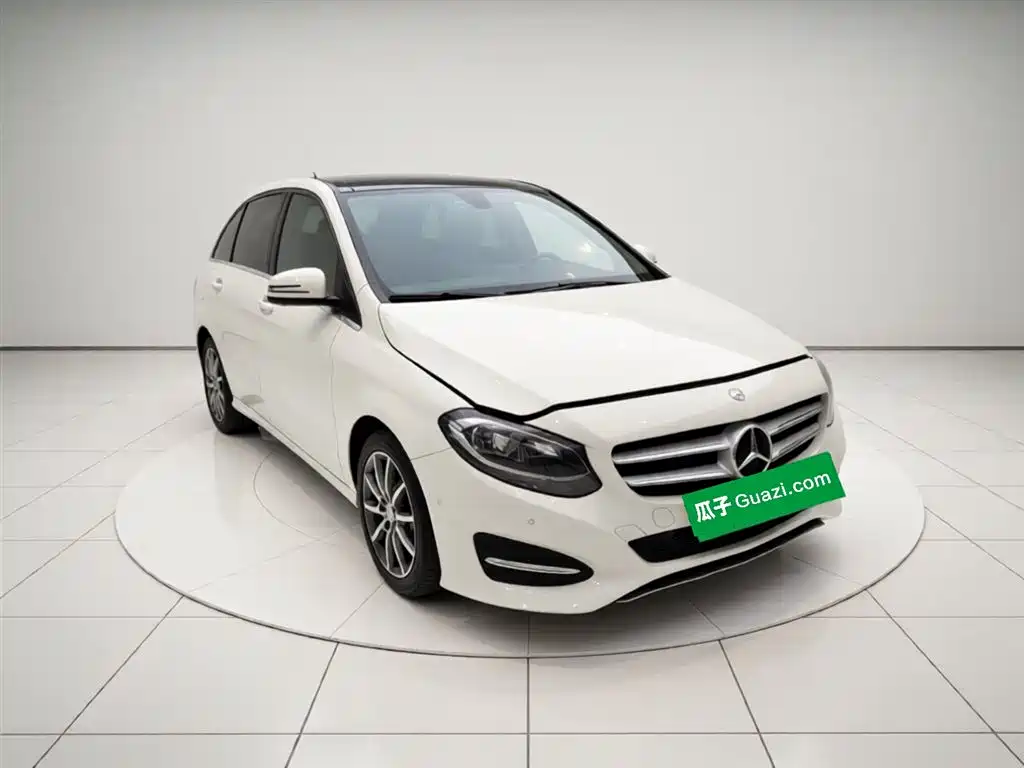 Mercedes-Benz B-Class 2015 B 200 Dynamic фото 4