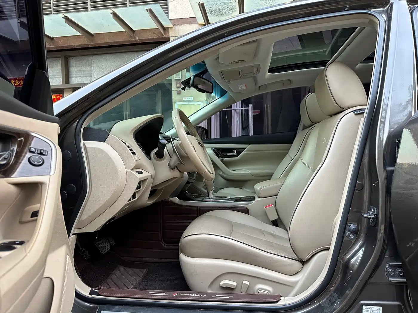 Nissan Teana 2014 Duke 2.5L XV Premium Edition фото 8