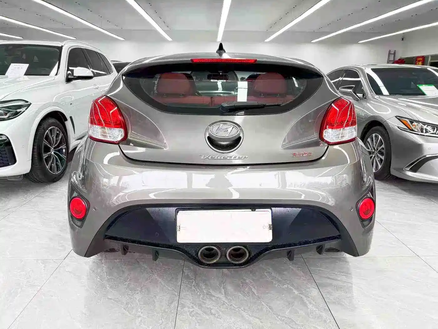 Hyundai Veloster 2015 1.6T Automatic Luxury Edition фото 5