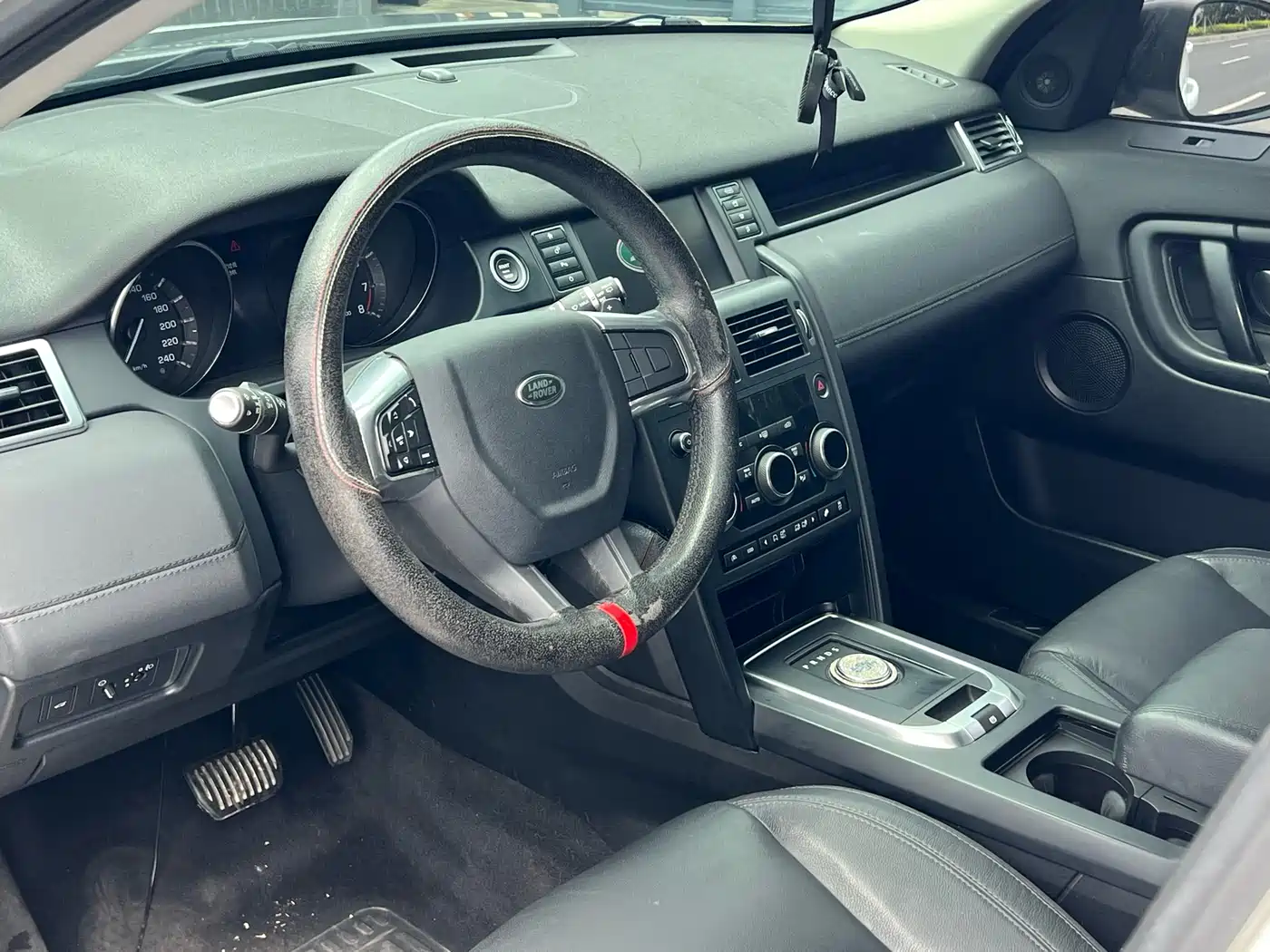 Land Rover Discovery Sport 2016 2.0T S фото 11