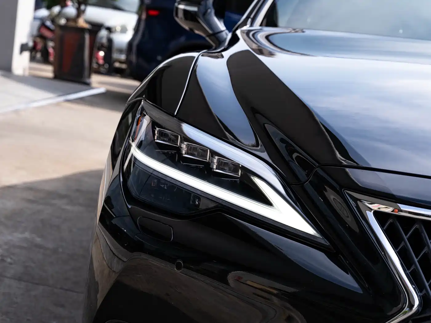 Lexus LS 2021 500h Luxury Edition фото 6