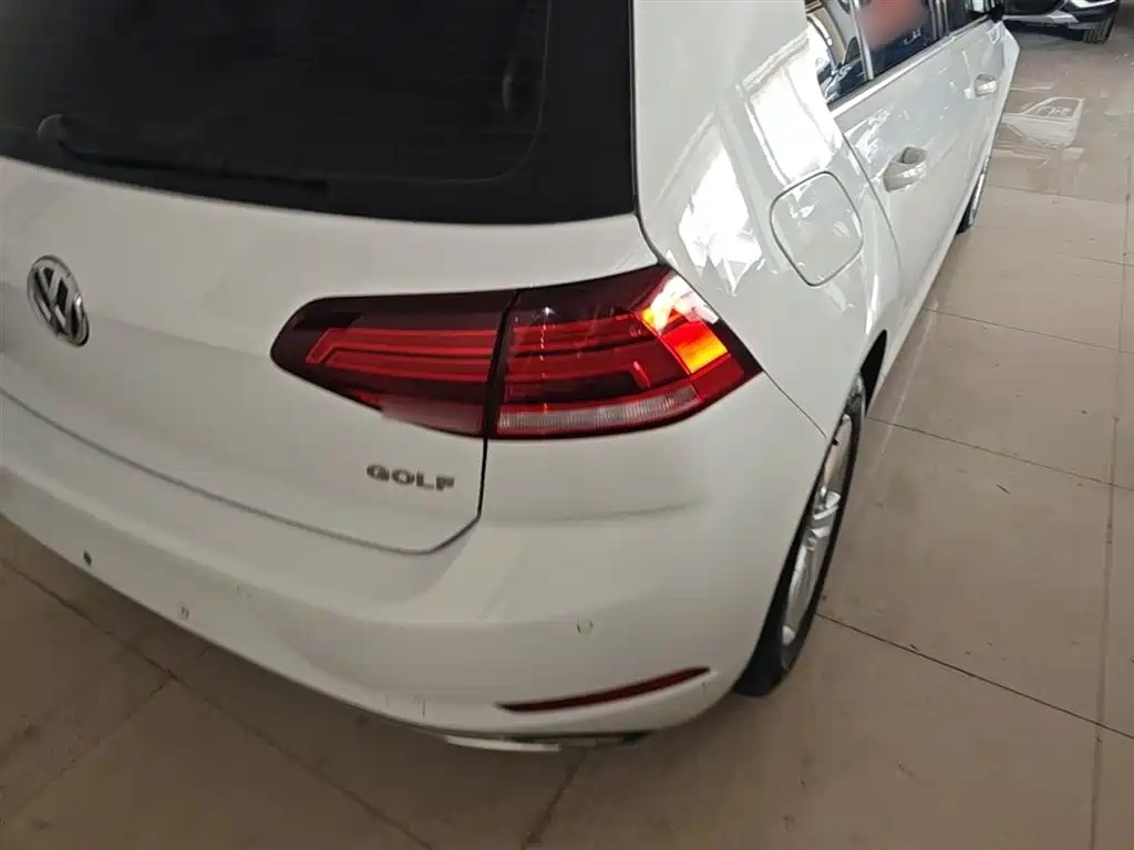 Volkswagen Golf 2018 230TSI Automatic Comfort фото 8