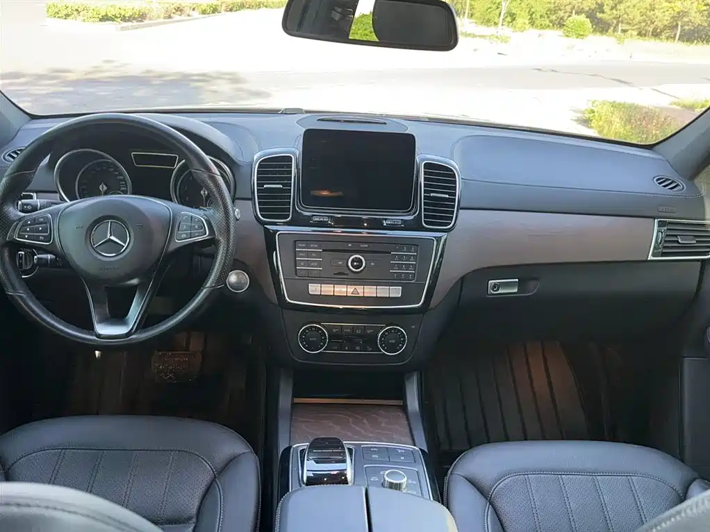 Mercedes-Benz GLE 2017 GLE 400 4MATIC фото 14