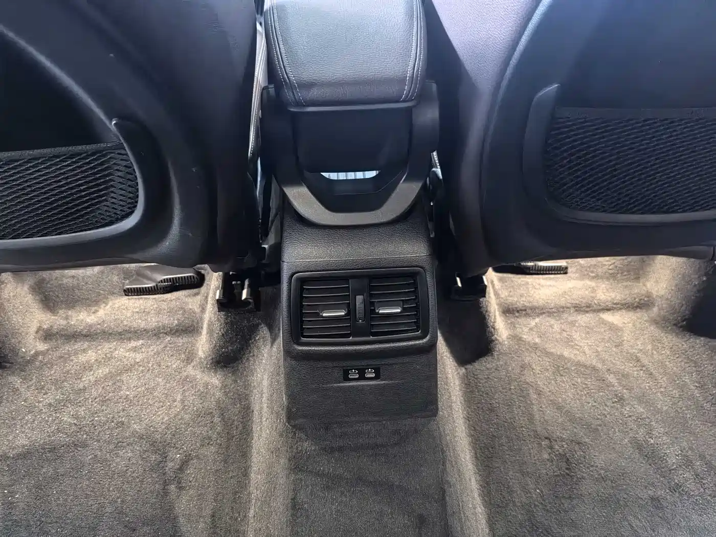 BMW X1 2021 sDrive25Li Leading фото 12