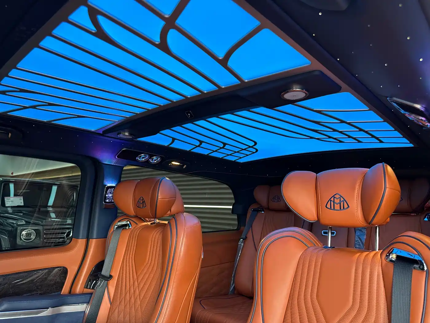 Mercedes-Benz Vito 2023 2.0T Business 7-Seater фото 17