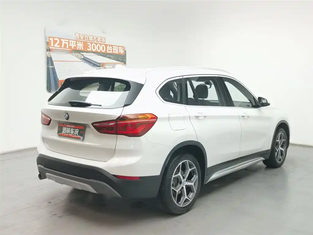 BMW X1 2019 sDrive18Li Premium Model фото 2