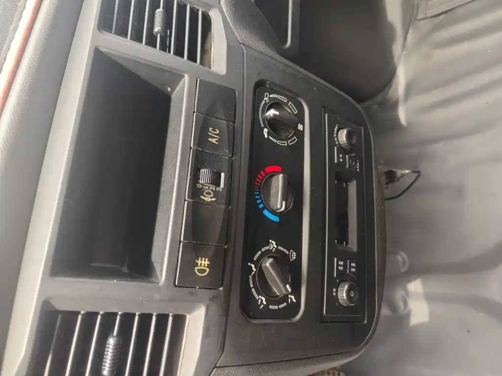Wuling Motors Wuling Zhiguang 2020 2020 1.2L Utility China VI LSI