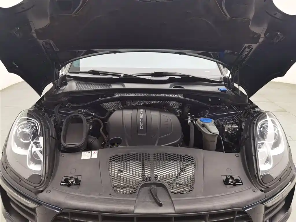Porsche Macan 2017 Macan 2.0T фото 6