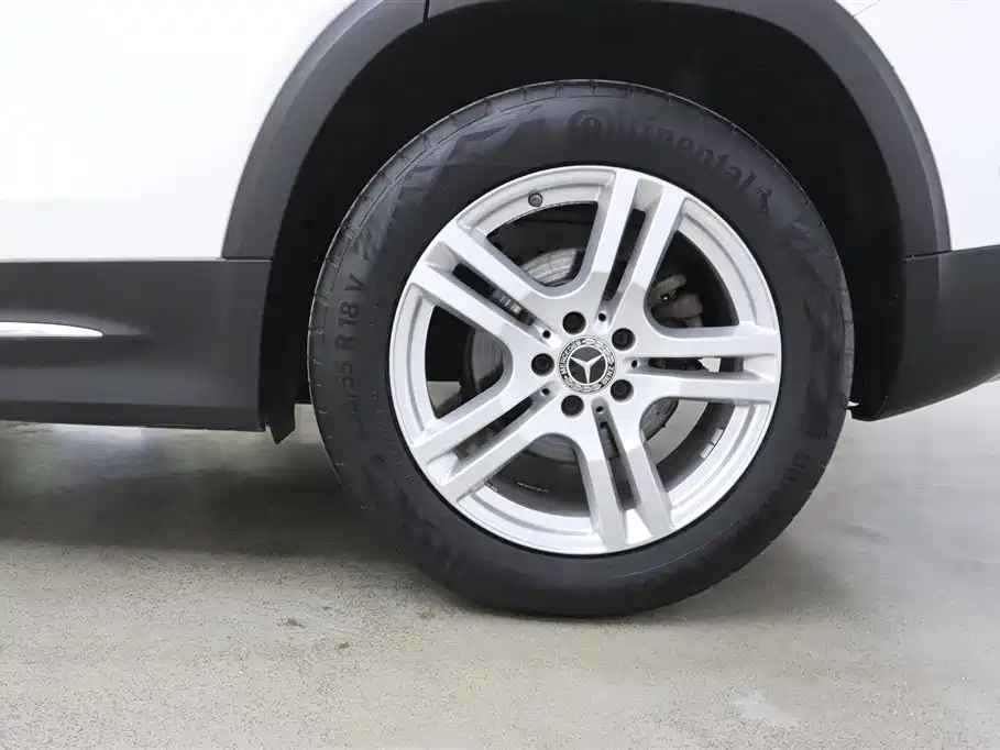 Mercedes-Benz GLB 2020 GLB 200 Dynamic фото 34