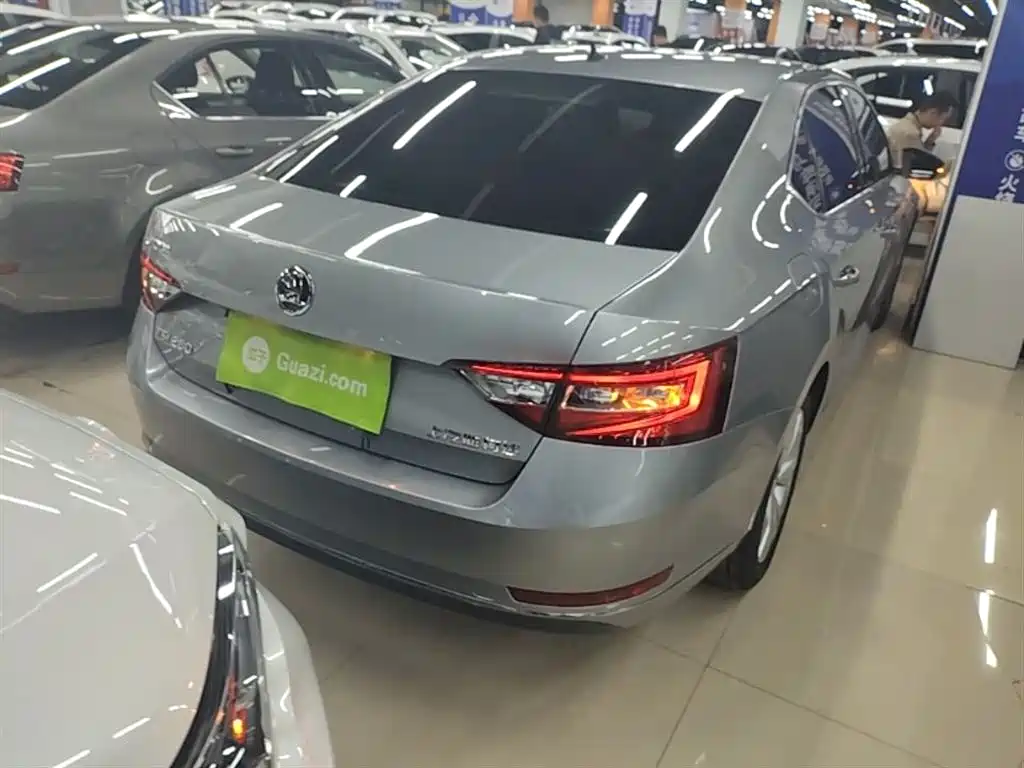 Škoda Superb 2018 TSI280 DSG Comfort (China V) фото 7