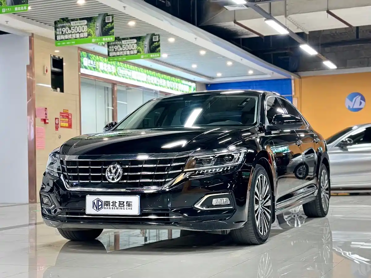 Volkswagen Passat 2019 330TSI Luxury Edition China VI фото 9