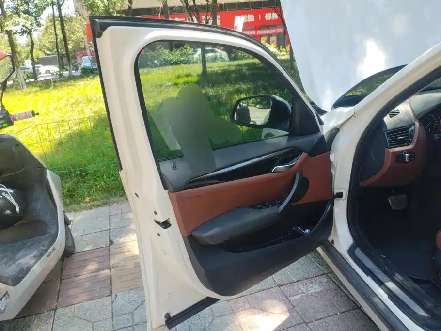 BMW X1 2013 2013 xDrive20i X Design Package