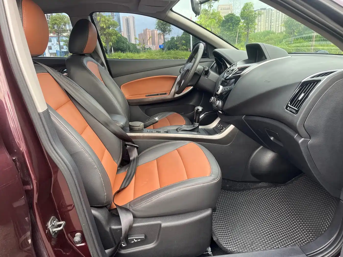 Haima S5 2015 2015 1.5T CVT Flagship Edition